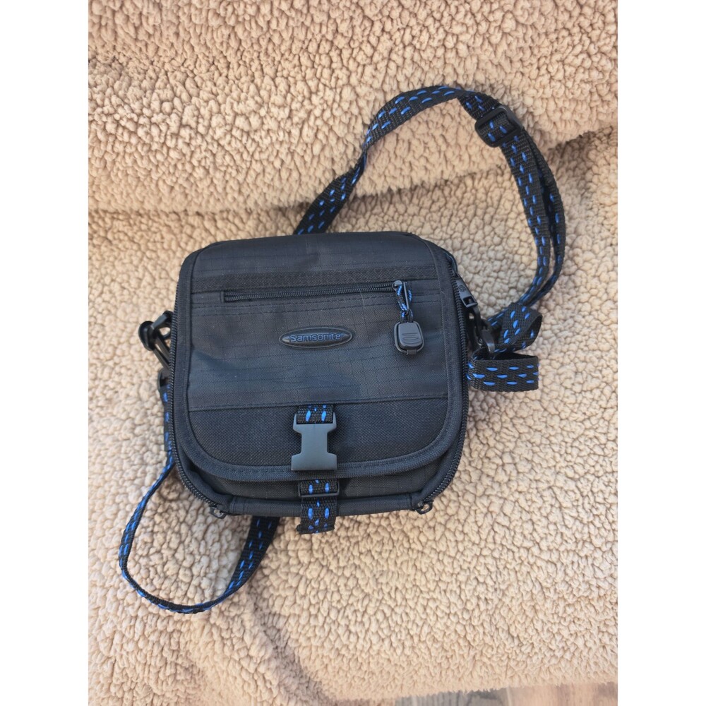 Samsonite crossbody bag